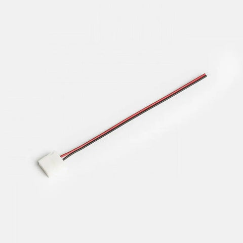 Suora LED STRIP IP54 liitin, turvallinen ja saumaton liitäntä LED-nauhoille.