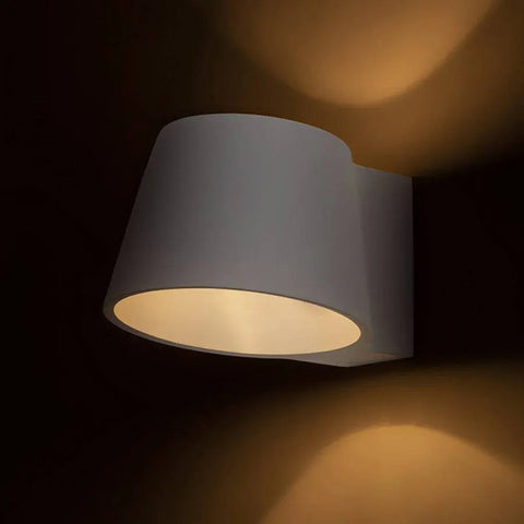 BENITA Seinävalaisin, yhteensopiva PARATHOM RETRO LED E14 MINI-BALL polttimon kanssa