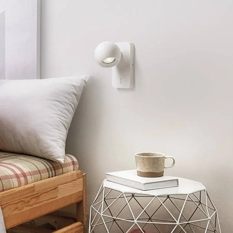 SIENA seinävalaisin – säädettävä GU10-spot - Nordic Lumen