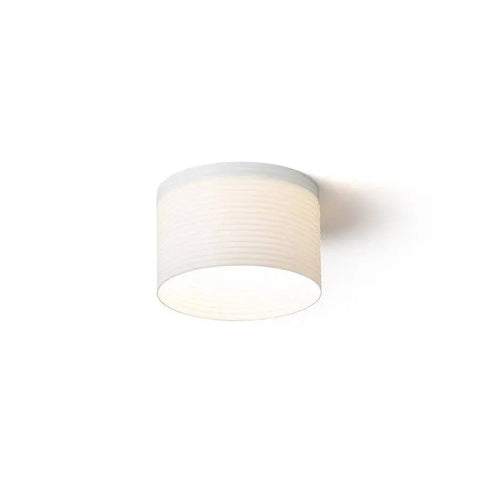Käynnissä oleva MARENGA RR3 60 LED-valaisin valaistuna