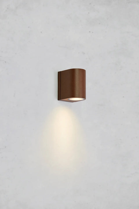 Markslöjd ALOR – LED-seinävalaisin, ruskea – tuotekuva