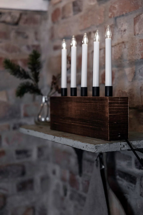 Markslöjd ALBERO – 5-valoinen sähkökynttelikkö, ruskea/musta – sisustuskuva