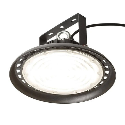 MEGALOS PRO 30 teollinen musta LED-riippuvalaisin, tehokas 150W valaistus suureen tilaan.
