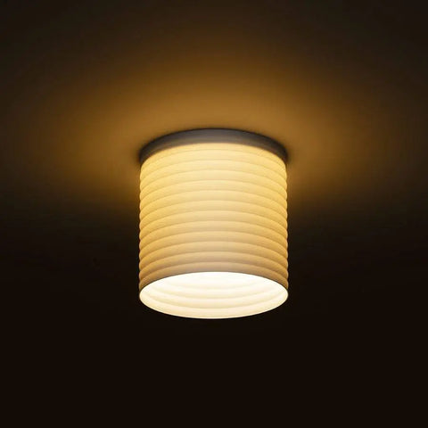 Valaistuna oleva MARENGA RR4 90 LED-valaisin
