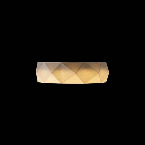 MARENGA RD5 28 LED-valaisin ylhäältä päin – Valaisimen geometristen yksityiskohtien lähikuva, jossa näkyy sen monikulmainen rakenne.