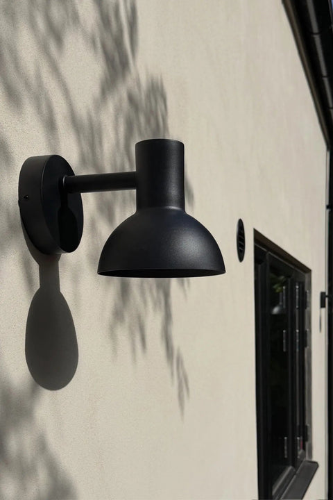 Markslöjd NUBI – LED-seinävalaisin, musta – sisustuskuva