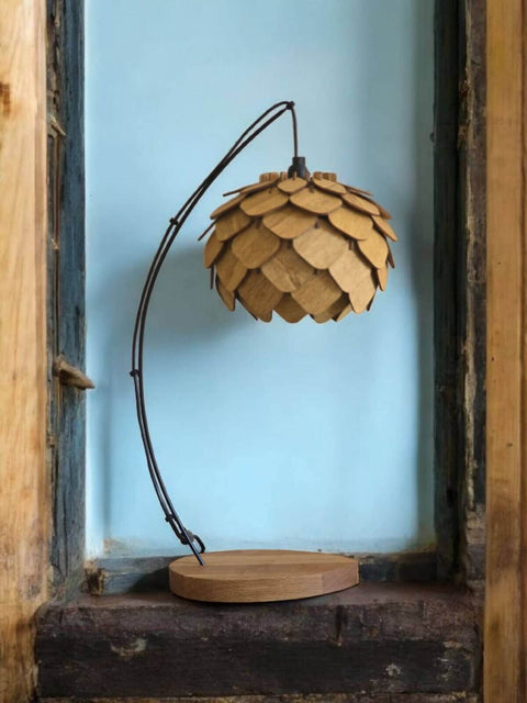 Nordland Design Isabella Lux -pöytävalaisin, tummantammen sävy – tuotegallerian kuva 2